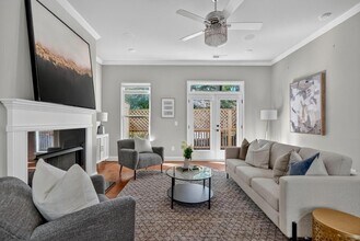 1104 Bakary Ct in Decatur, GA - Building Photo - Building Photo