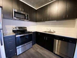 3198 N Clark St in Chicago, IL - Building Photo - Building Photo