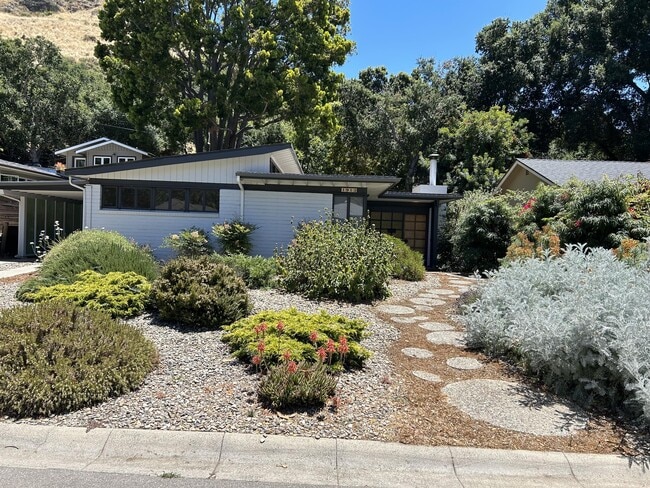 property at 1913 Corralitos Ave