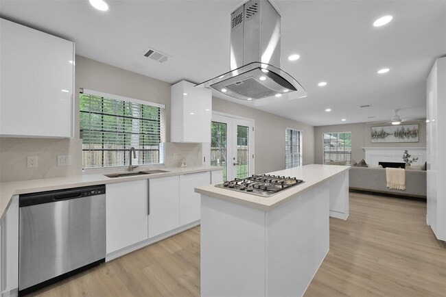 property at 22 Hidden View Pl
