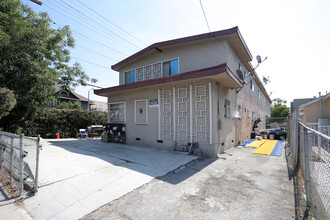 2772 W 12th St in Los Angeles, CA - Building Photo - Building Photo