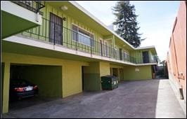 4059 Allendale Ave in Oakland, CA - Foto de edificio