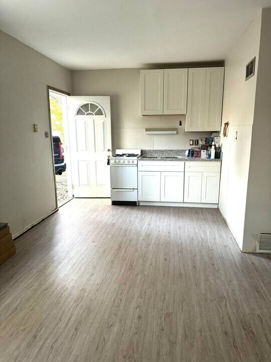 1920 Papin St in Highland, IL - Foto de edificio