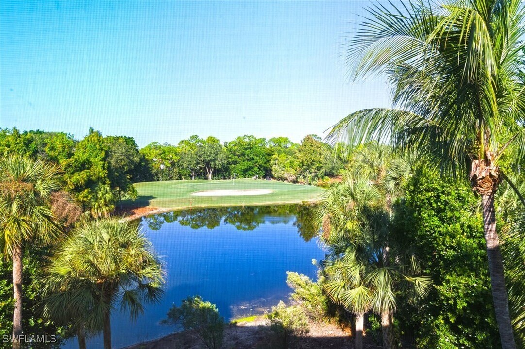 2605 Estrella Dr in Naples, FL - Building Photo