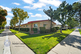 870-899 S Philadelphia St. in Anaheim, CA - Building Photo - Building Photo