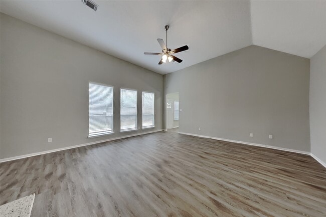 6114 Berkshire Park Dr in Houston, TX - Building Photo - Building Photo