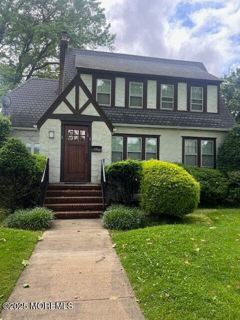 property at 8 Roseld Ct