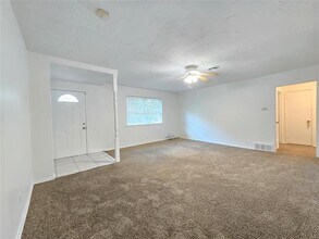 3036 Candlewick Ln in Farmers Branch, TX - Building Photo - Building Photo