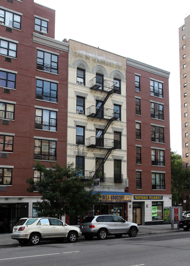 1403 Fifth Ave in New York, NY - Foto de edificio - Building Photo