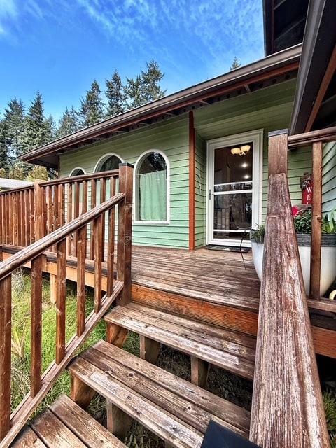 1030 NE Coco Ct in Bremerton, WA - Building Photo - Building Photo