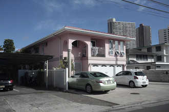 725 and 727 Hausten St Condominiums in Honolulu, HI - Building Photo - Building Photo