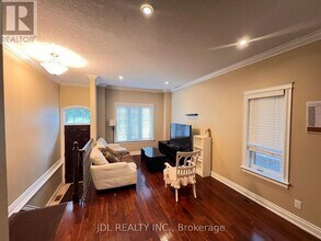 198a Finch Ave E in Toronto, ON - Building Photo - Building Photo