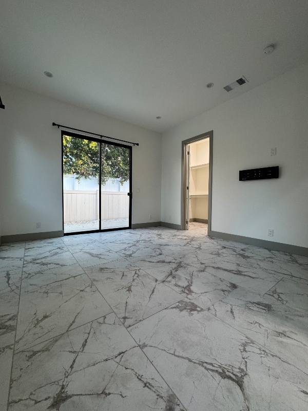 15120 La Maida St in Los Angeles, CA - Building Photo - Building Photo