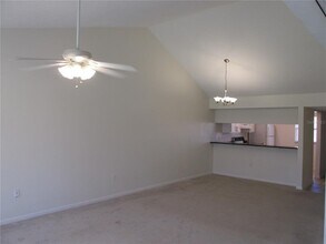 900 Bird Bay Way in Venice, FL - Building Photo - Building Photo
