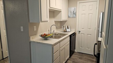 4320 Canyon Dr in Amarillo, TX - Building Photo - Building Photo