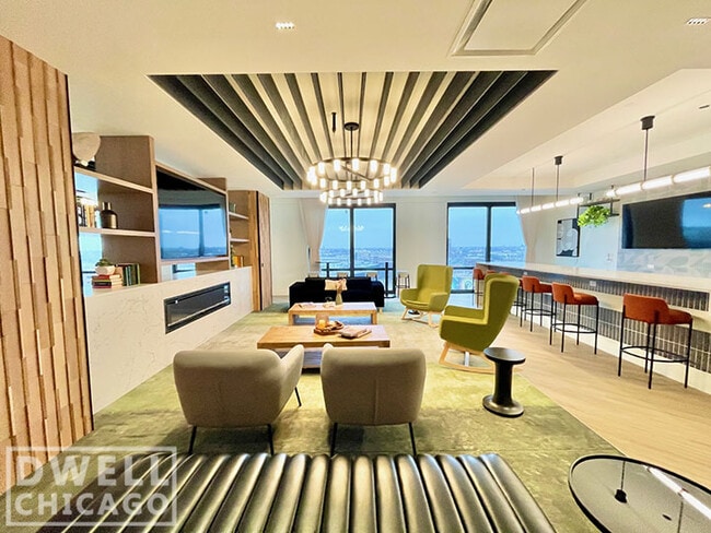 4607 N Broadway St, Unit 412 in Chicago, IL - Building Photo - Building Photo