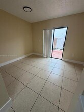 2377 W 66th Pl, Unit 204 in Hialeah, FL - Building Photo - Building Photo