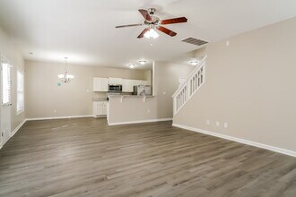 8039 Marsh Hollow Dr in Raleigh, NC - Foto de edificio - Building Photo