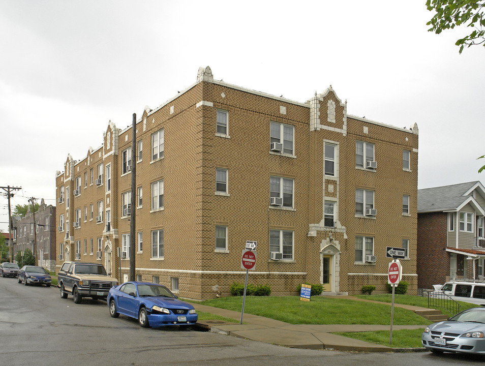 4963 Winona Ave in St. Louis, MO - Foto de edificio