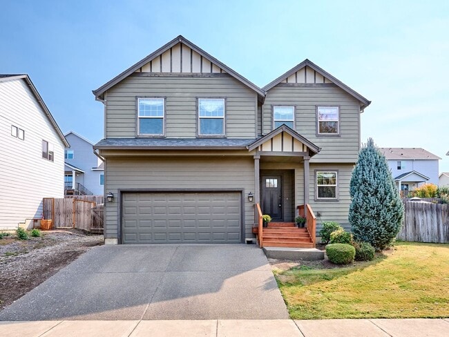 348 SW Mount Rainier St
