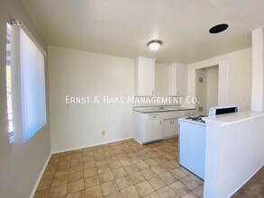2909 E 6th St-Unit -#D in Long Beach, CA - Building Photo - Building Photo