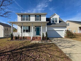 4420 Battle Forest Rd in Hope Mills, NC - Building Photo