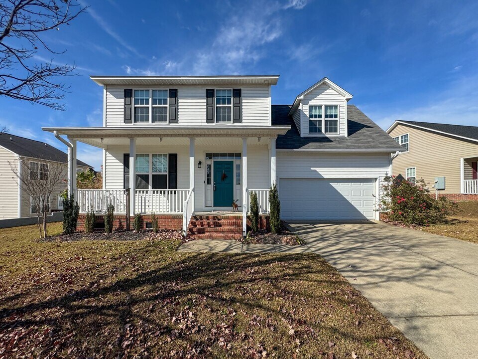 4420 Battle Forest Rd in Hope Mills, NC - Building Photo