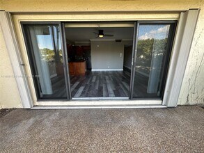 833 NE 18th Ct in Fort Lauderdale, FL - Building Photo - Building Photo