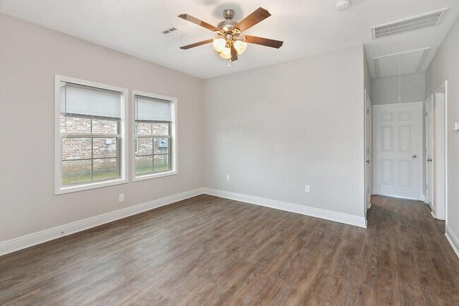 2743 Smith Ferry Rd photo'