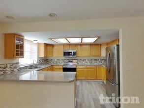 3619 Silver Maple Ct SE in Lacey, WA - Building Photo - Building Photo