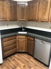 1019 Ravens Crest Dr in Plainsboro, NJ - Building Photo - Building Photo