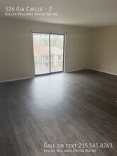 526 Gia Cir in Clifton Heights, PA - Foto de edificio - Building Photo