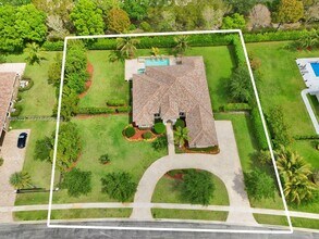 14401 Jockey Cir in Davie, FL - Building Photo - Building Photo