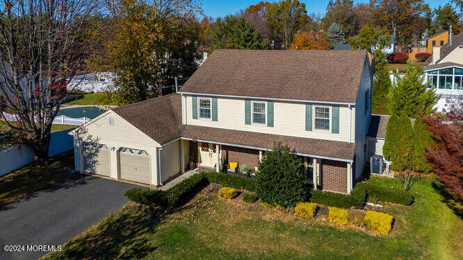 5 Bayberry Dr in Holmdel, NJ - Foto de edificio