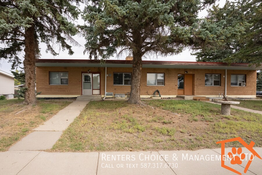 Cat Friendly Basement Suite With Assigned in Taber, AB - Building Photo