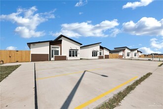 3525 Hidalgo Cir-Unit -1B in Brownsville, TX - Building Photo - Building Photo
