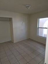 718 56th Ave E in Bradenton, FL - Building Photo - Building Photo