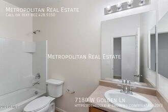 7180 W Golden Ln in Peoria, AZ - Building Photo - Building Photo