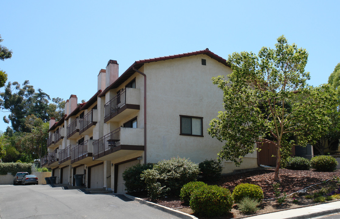 719 Franklin Ln in Vista, CA - Foto de edificio