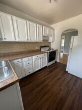 1425 E Ridgeway Ave in Waterloo, IA - Building Photo - Building Photo