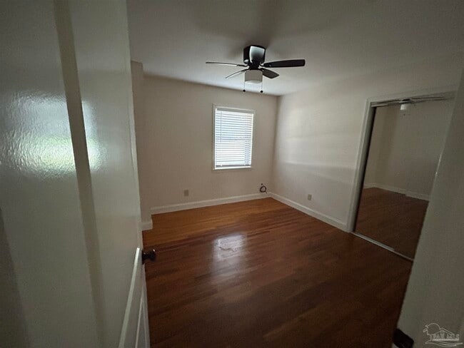 1240 Dunmire St in Pensacola, FL - Building Photo - Building Photo