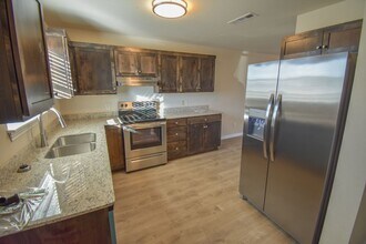 20 E Wilson St in Farmington, AR - Building Photo - Building Photo