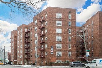 3211 Flatbush Ave in Brooklyn, NY - Building Photo - Building Photo