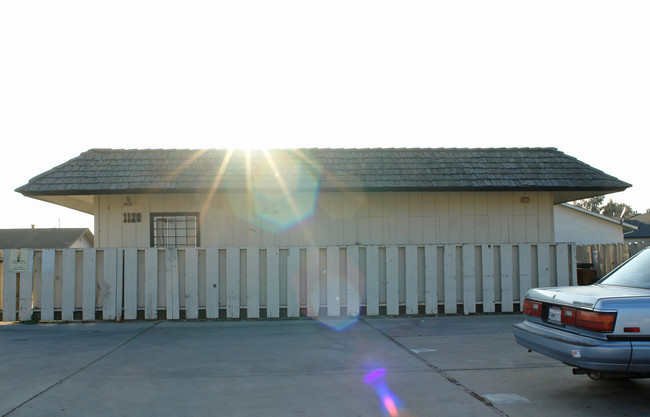 1120 C St in Salinas, CA - Building Photo - Building Photo