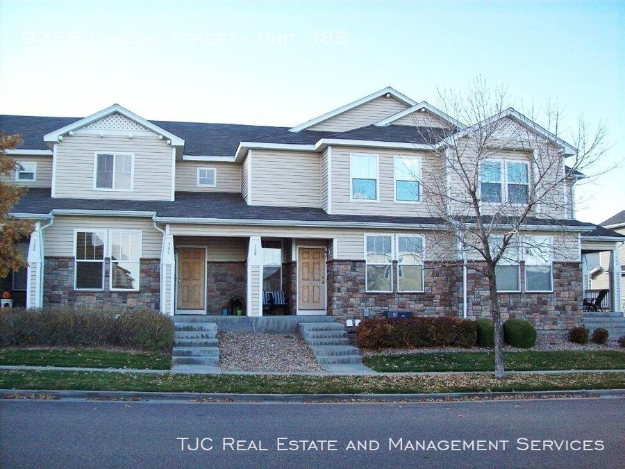 9758 Laredo St-Unit -Unit 38B in Commerce City, CO - Foto de edificio