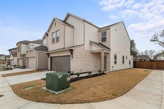 6904 Gorman Fls Trl in Dallas, TX - Building Photo - Building Photo