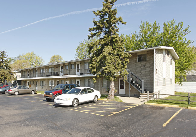 Van Howe Apartments in Wayne, MI - Foto de edificio - Building Photo