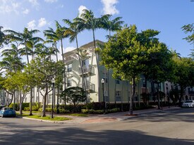 1900 Van Buren St, Unit 188B in Hollywood, FL - Building Photo