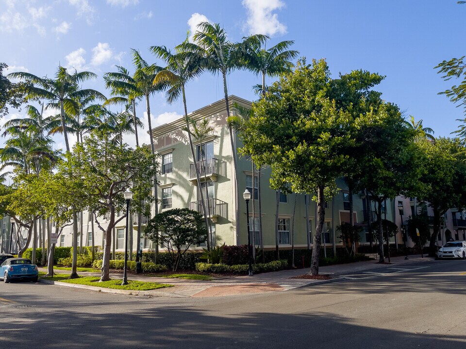 1900 Van Buren St, Unit 188B in Hollywood, FL - Building Photo