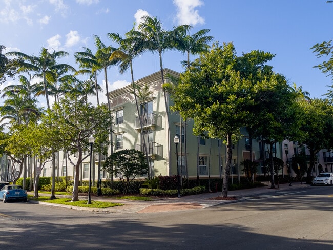 property at 1900 Van Buren St